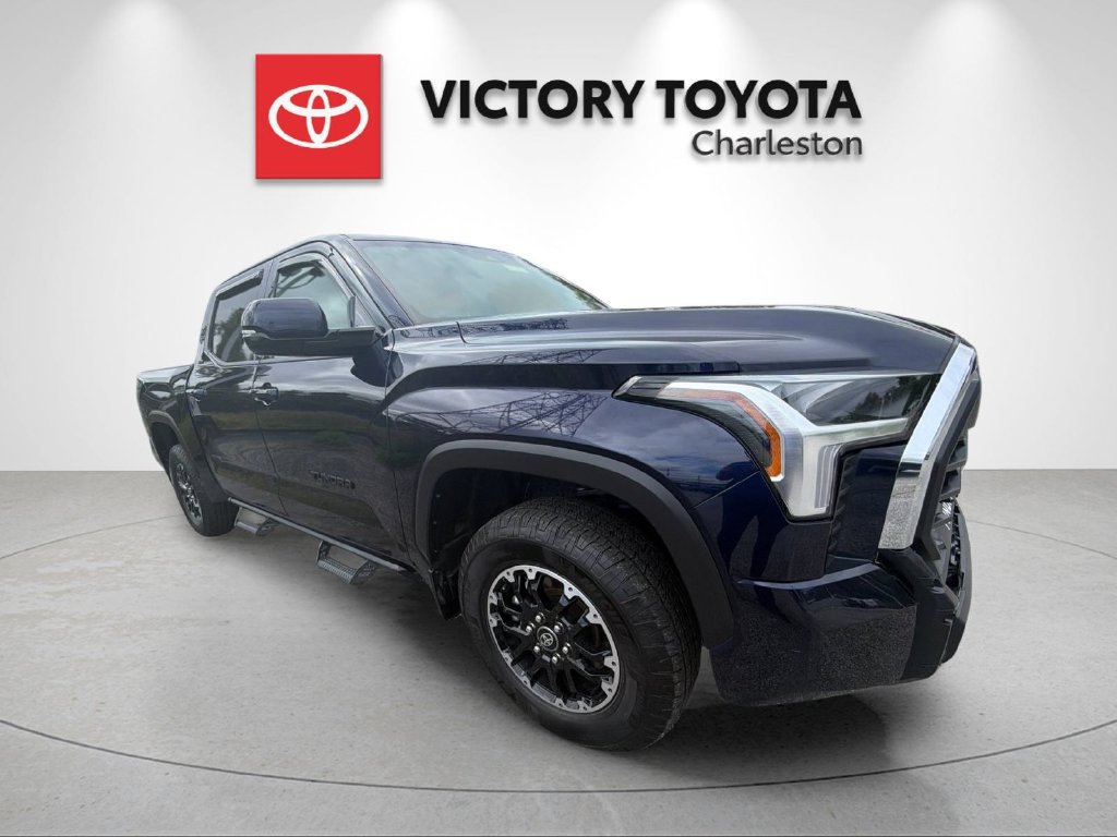 Used 2025 Toyota Tundra SR5 w/ TRD Off-Road Package AWD/4WD image 5