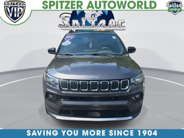Used 2023 Jeep Compass Limited AWD/4WD image 3