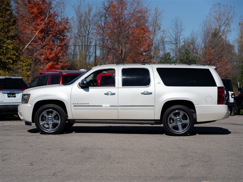 Used 2013 Chevrolet Suburban LTZ AWD/4WD image 8