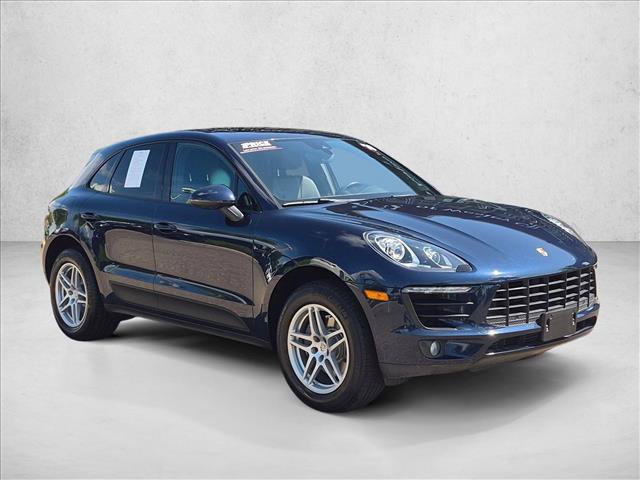 Used 2018 Porsche Macan AWD/4WD image 3