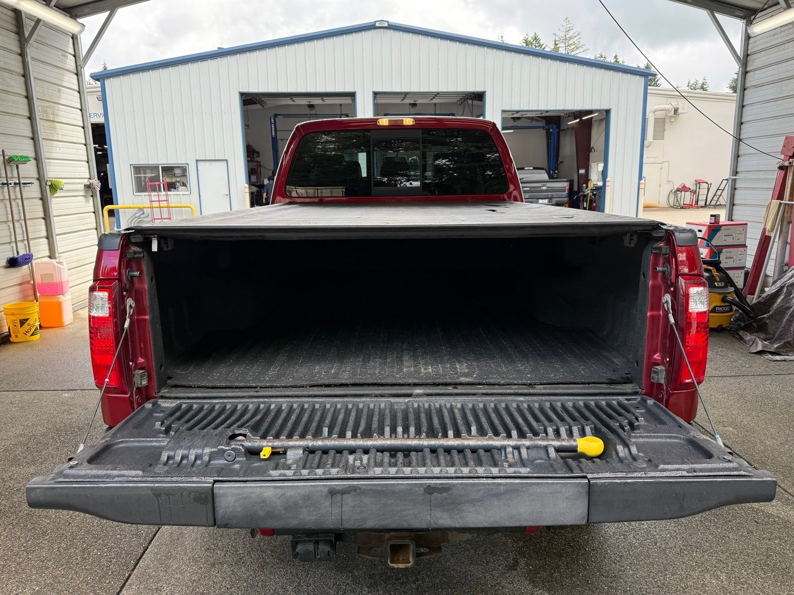 Used 2015 Ford F250 Platinum AWD/4WD image 7