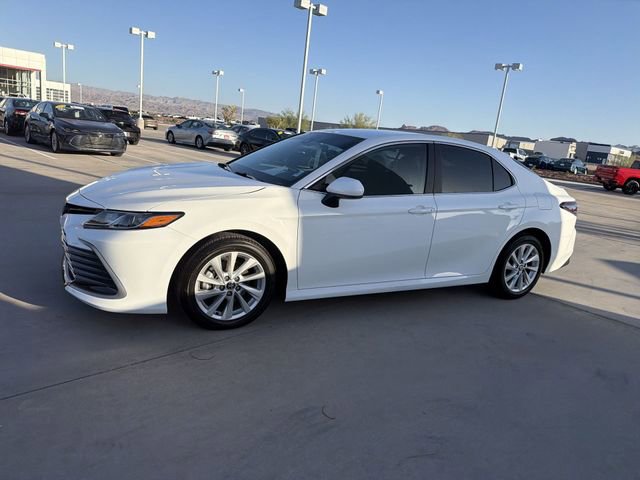 Used 2024 Toyota Camry LE FWD image 8