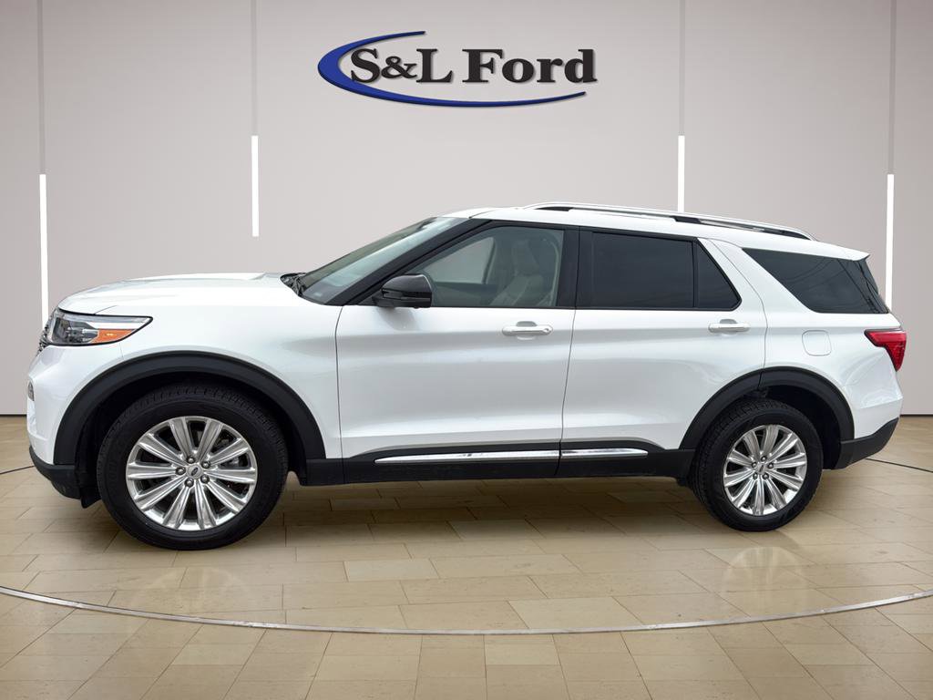 Used 2022 Ford Explorer Limited image 3