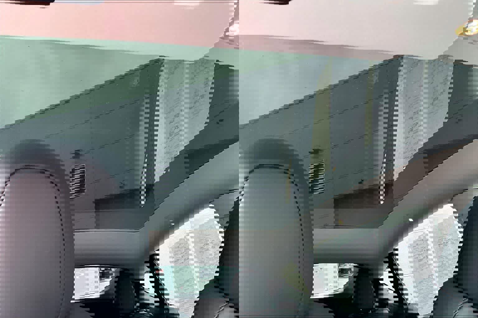 Used 2023 Tesla Model Y Long Range image 30