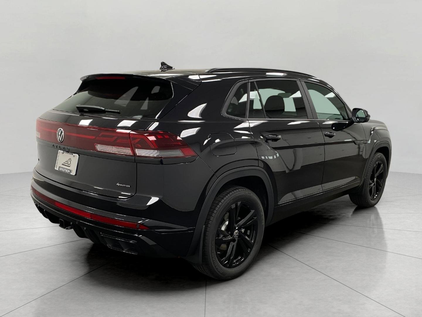 New 2026 Volkswagen Atlas Cross Sport SEL R-Line image 3