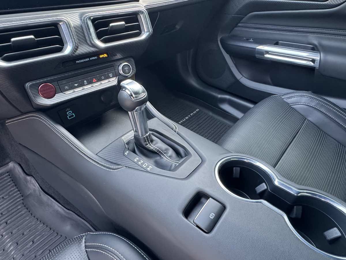 Used 2025 Ford Mustang GT Premium image 18