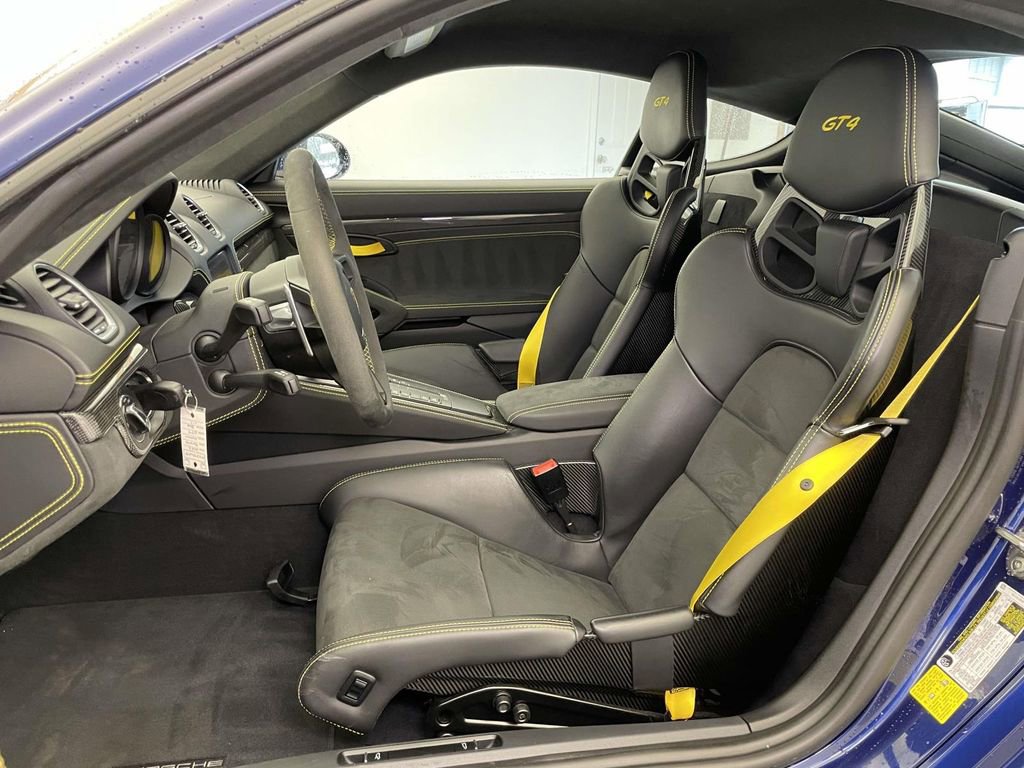Certified 2022 Porsche 718 Cayman GT4 image 5