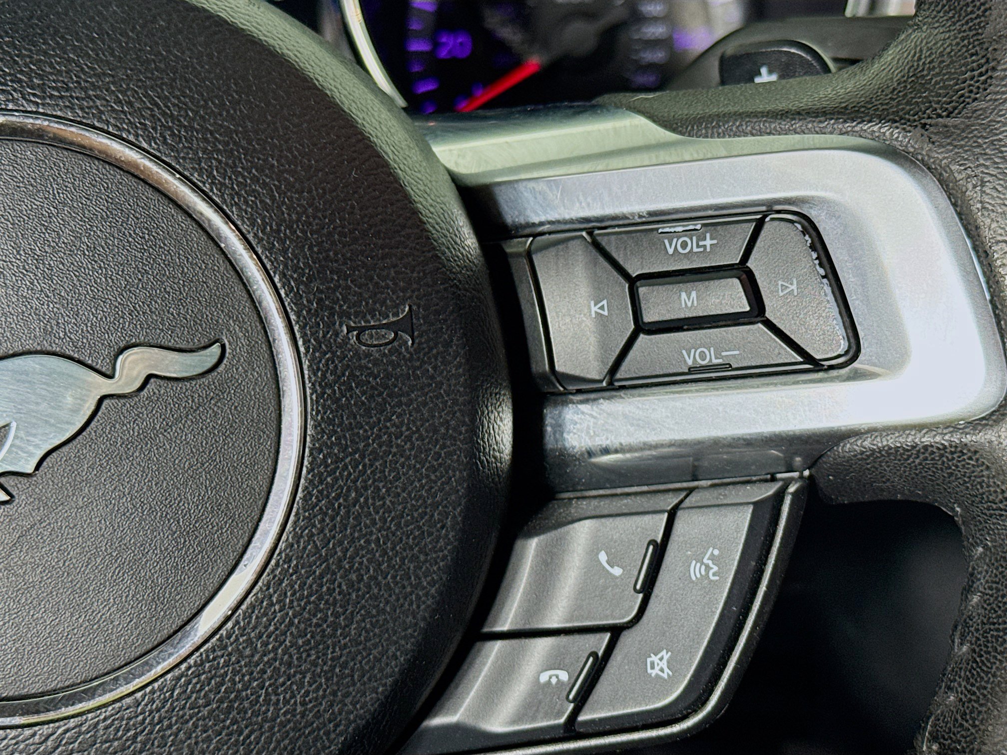 Used 2017 Ford Mustang Premium RWD image 13