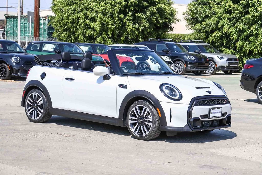 Used 2023 MINI Cooper S FWD image 12