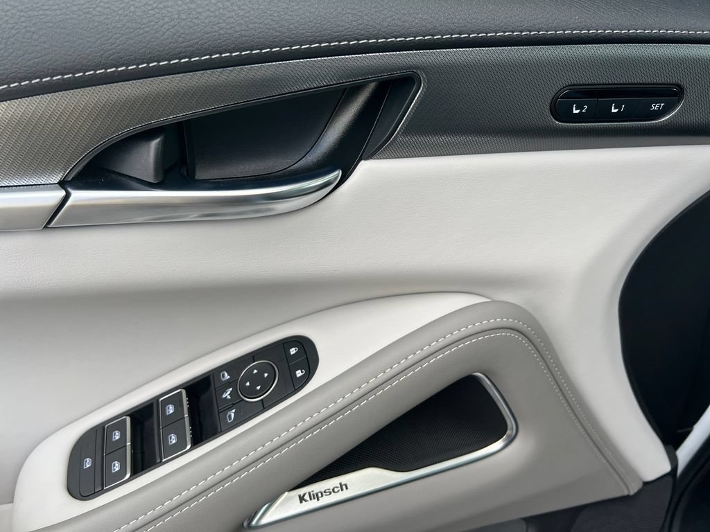 Certified 2026 INFINITI QX60 Luxe w/ Cargo Package FWD image 12