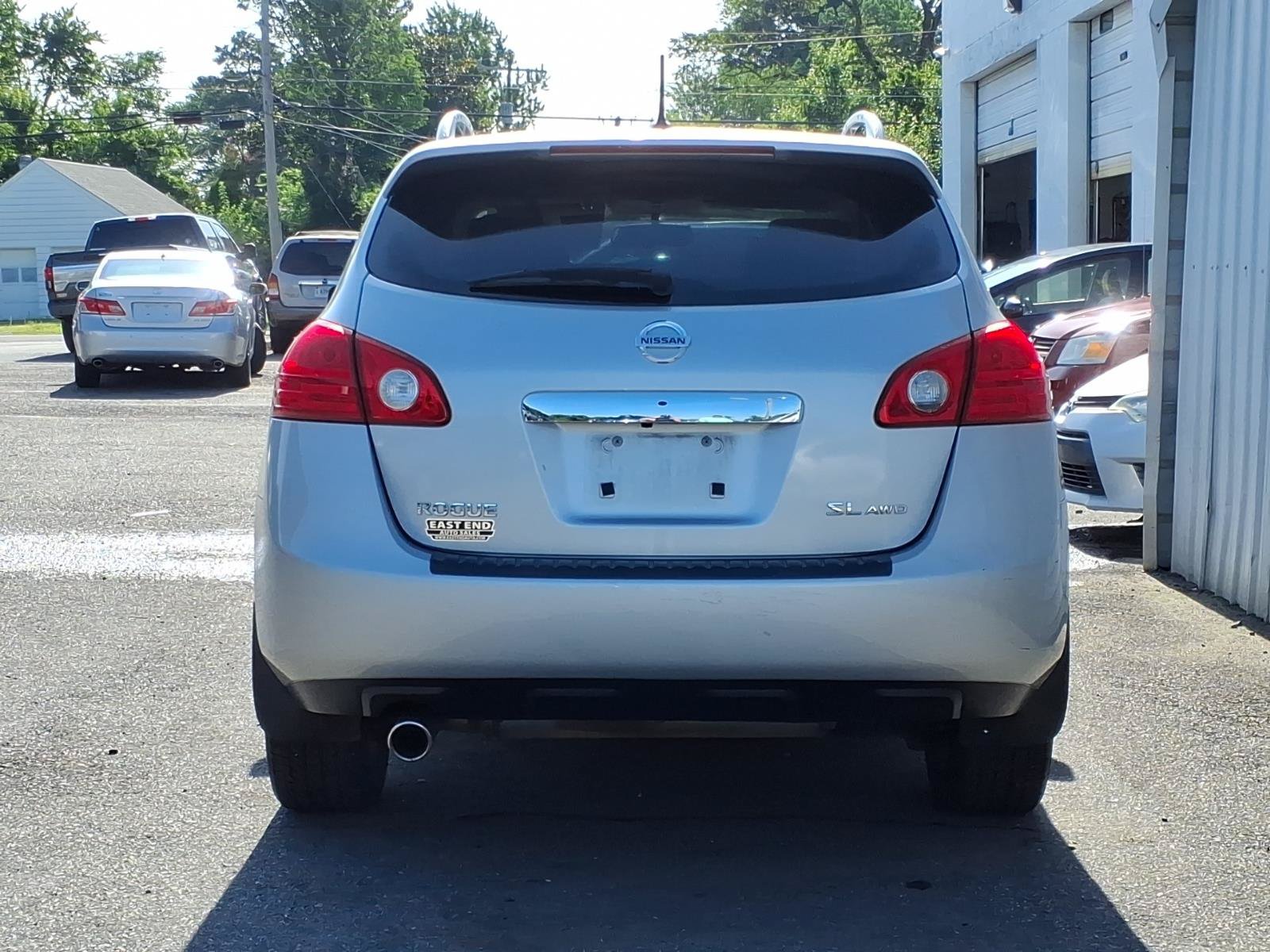 Used 2013 Nissan Rogue SL AWD/4WD image 4