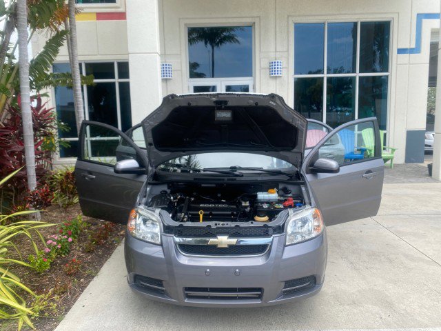 Used 2011 Chevrolet Aveo LT image 17