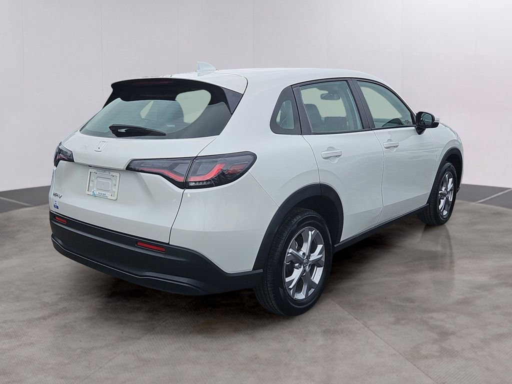 Used 2023 Honda HR-V LX image 4