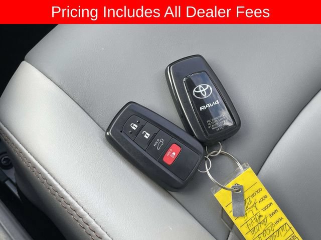 Used 2023 Toyota RAV4 XLE Premium AWD/4WD image 35