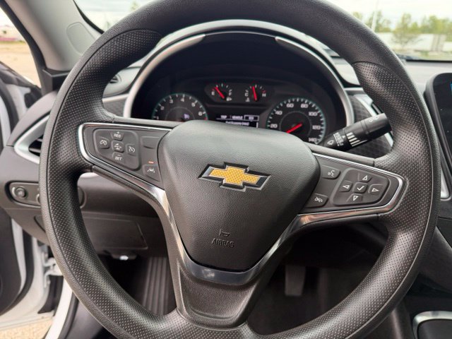 Used 2024 Chevrolet Malibu LT FWD image 17