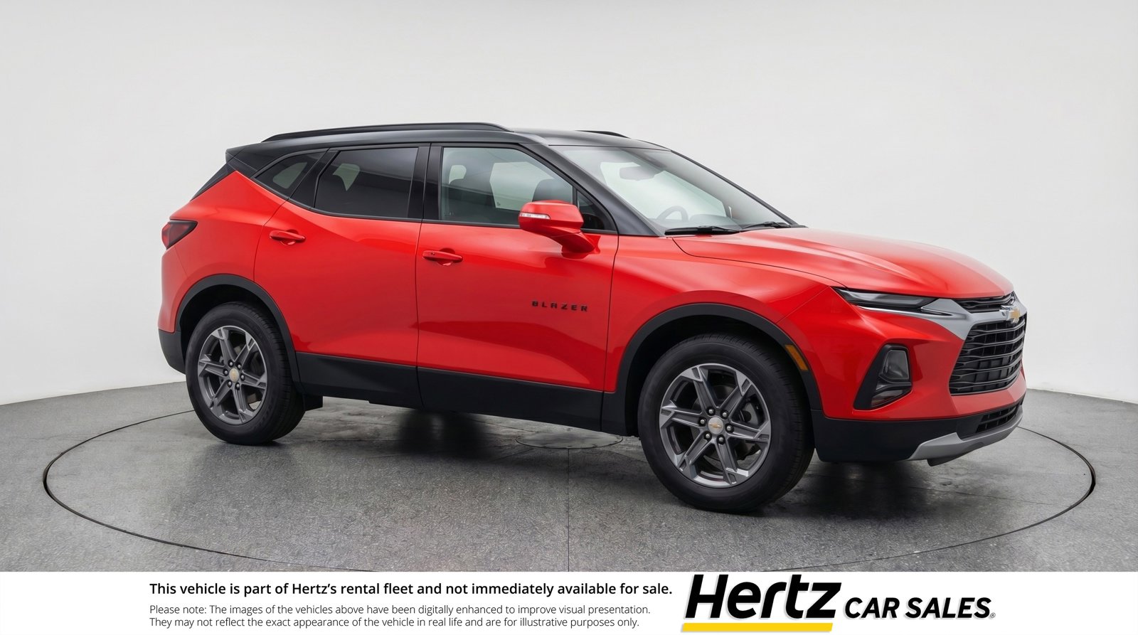 Used 2025 Chevrolet Blazer LT image 1
