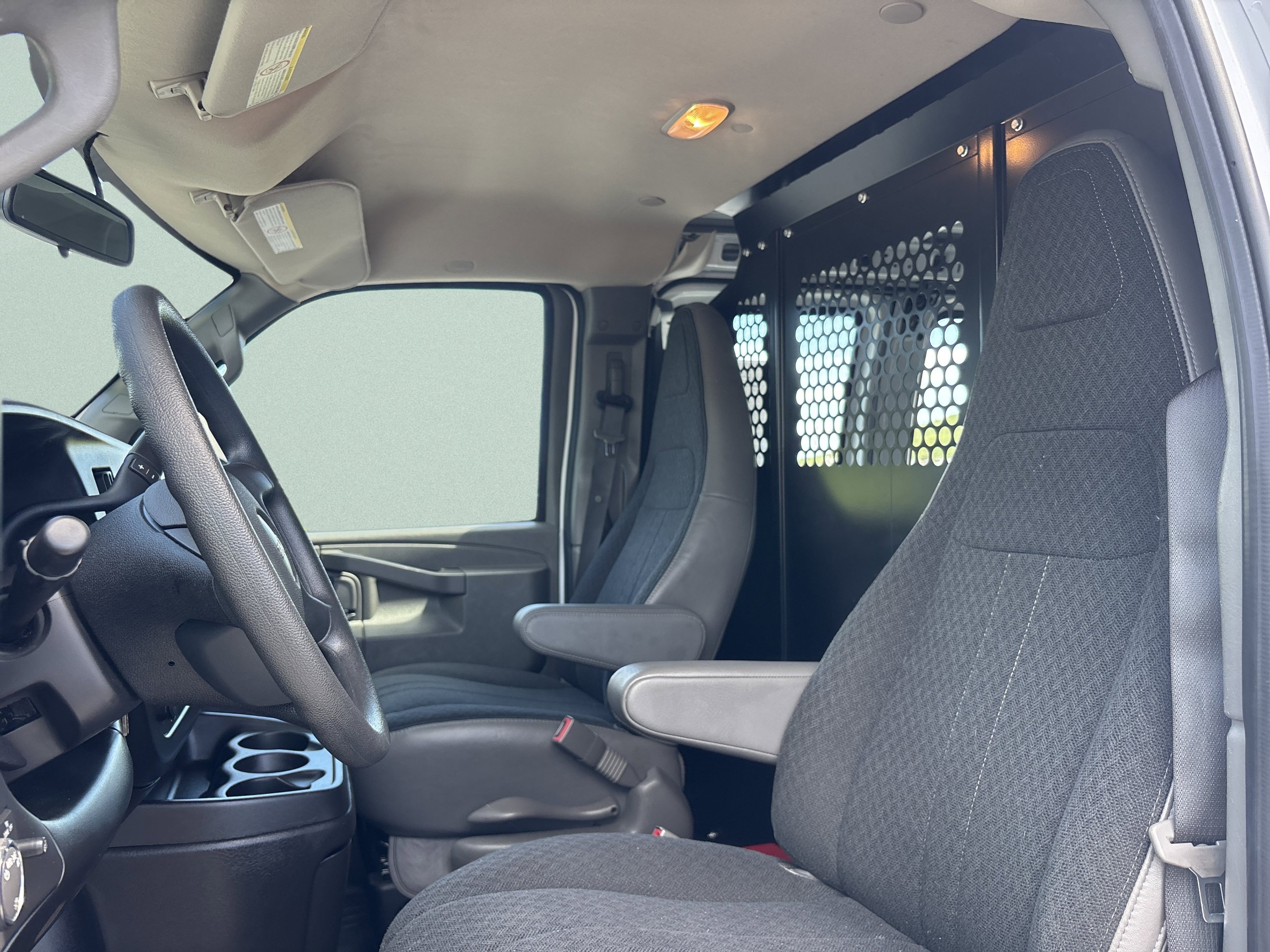 Used 2024 GMC Savana 2500 w/ Driver Convenience Package RWD image 18