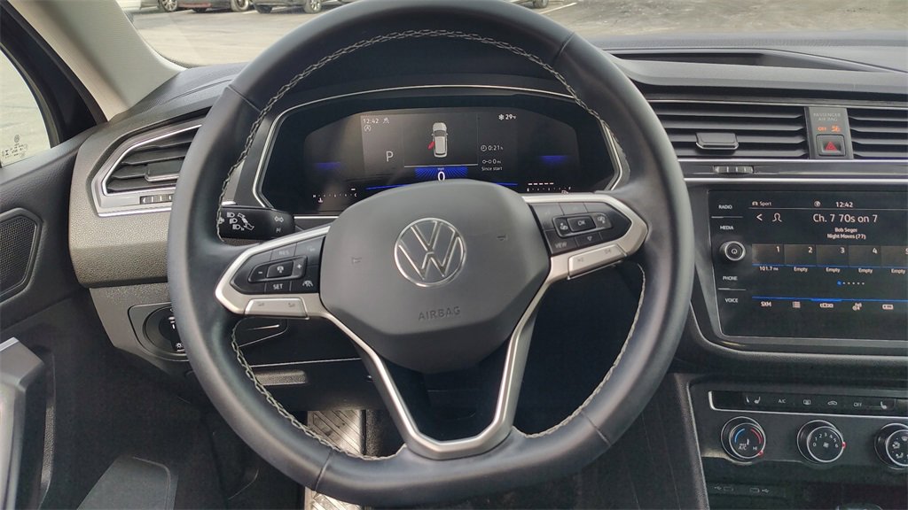 Used 2024 Volkswagen Tiguan S image 13