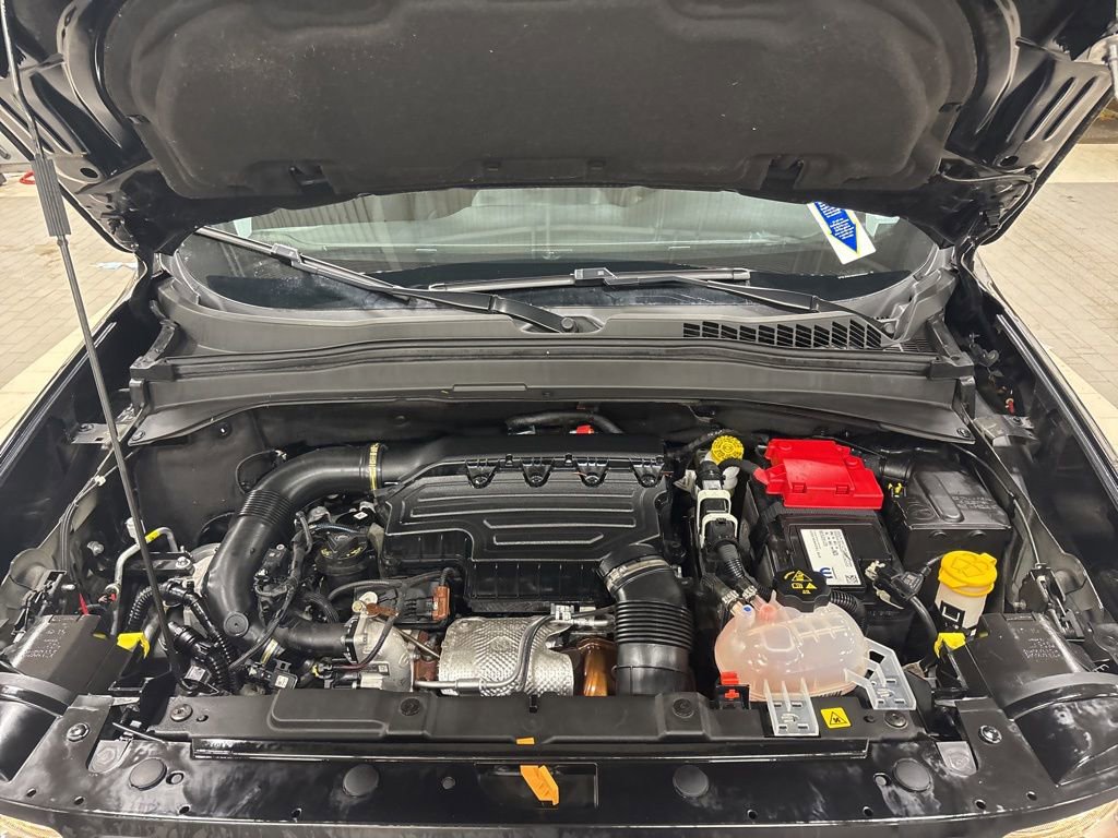 Used 2022 Jeep Renegade Latitude image 16