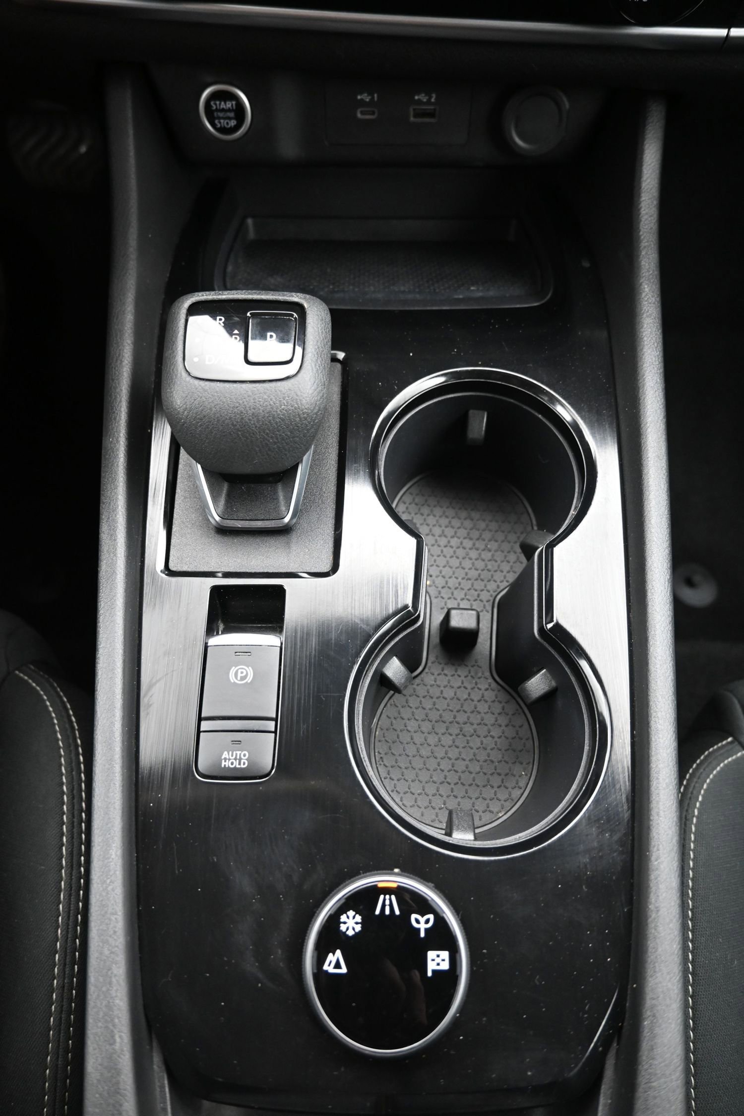 Used 2023 Nissan Rogue S AWD/4WD image 19