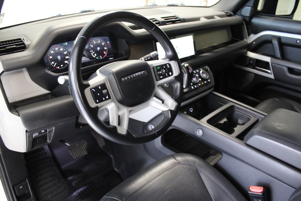 Used 2022 Land Rover Defender 110 XS Edition image 5