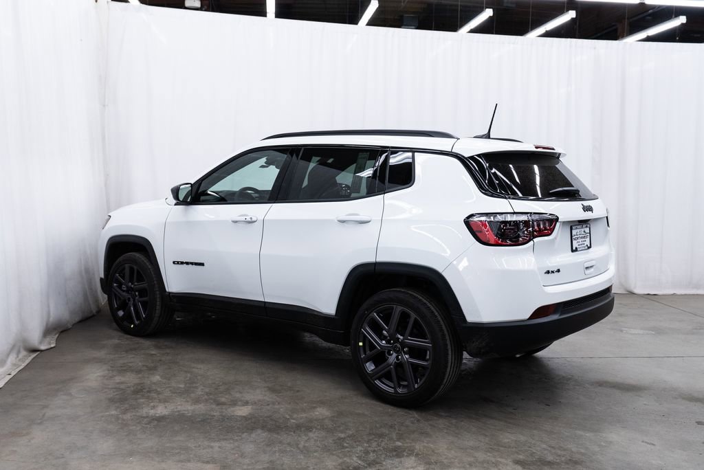 New 2026 Jeep Compass Latitude image 4
