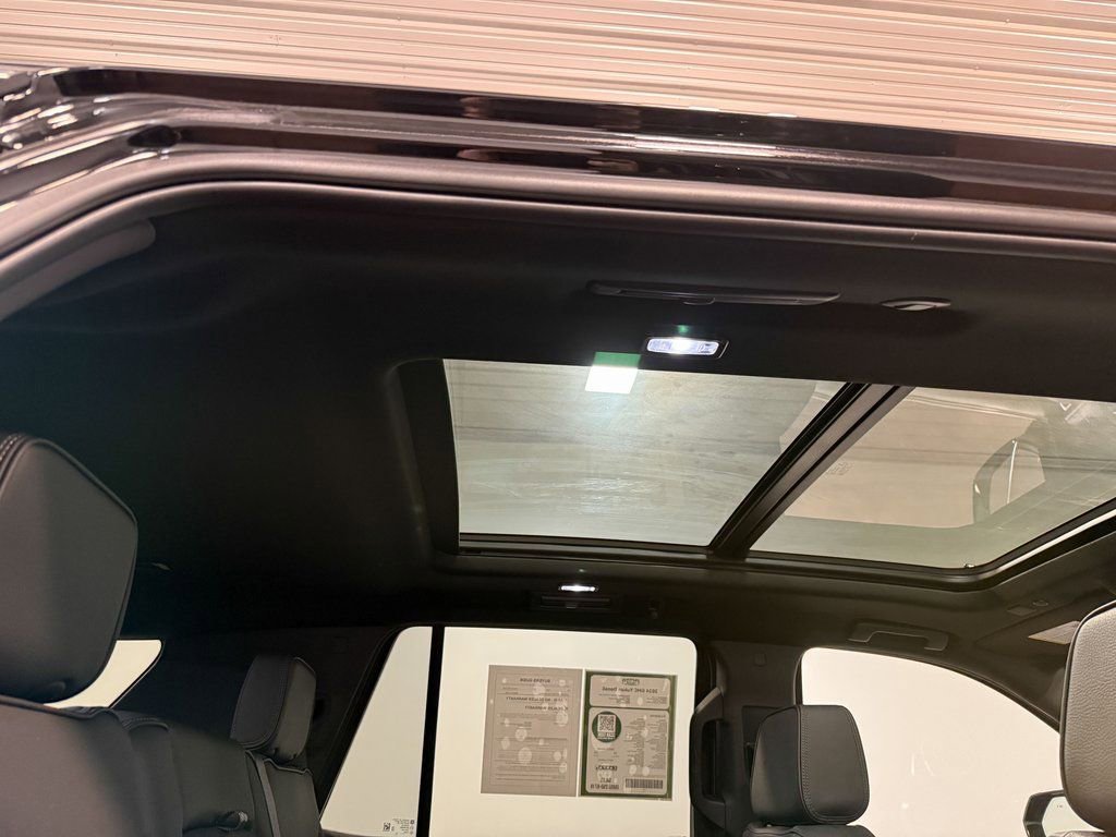 Used 2024 GMC Yukon Denali image 16