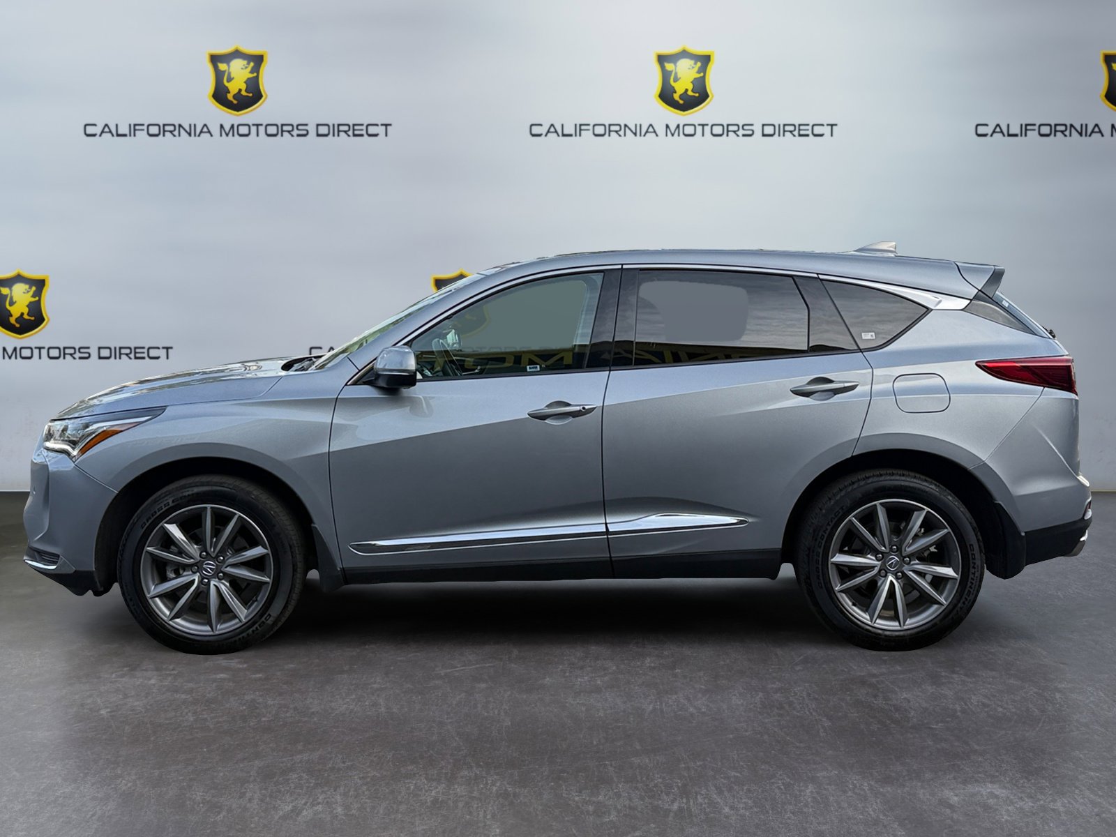 Used 2022 Acura RDX FWD w/ Technology Package image 2