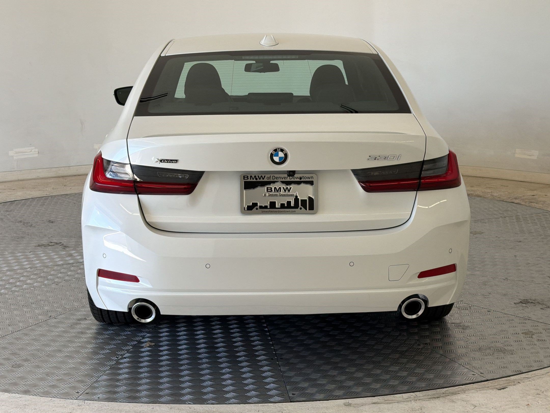 New 2026 BMW 330i xDrive Sedan w/ Premium Package AWD/4WD image 10