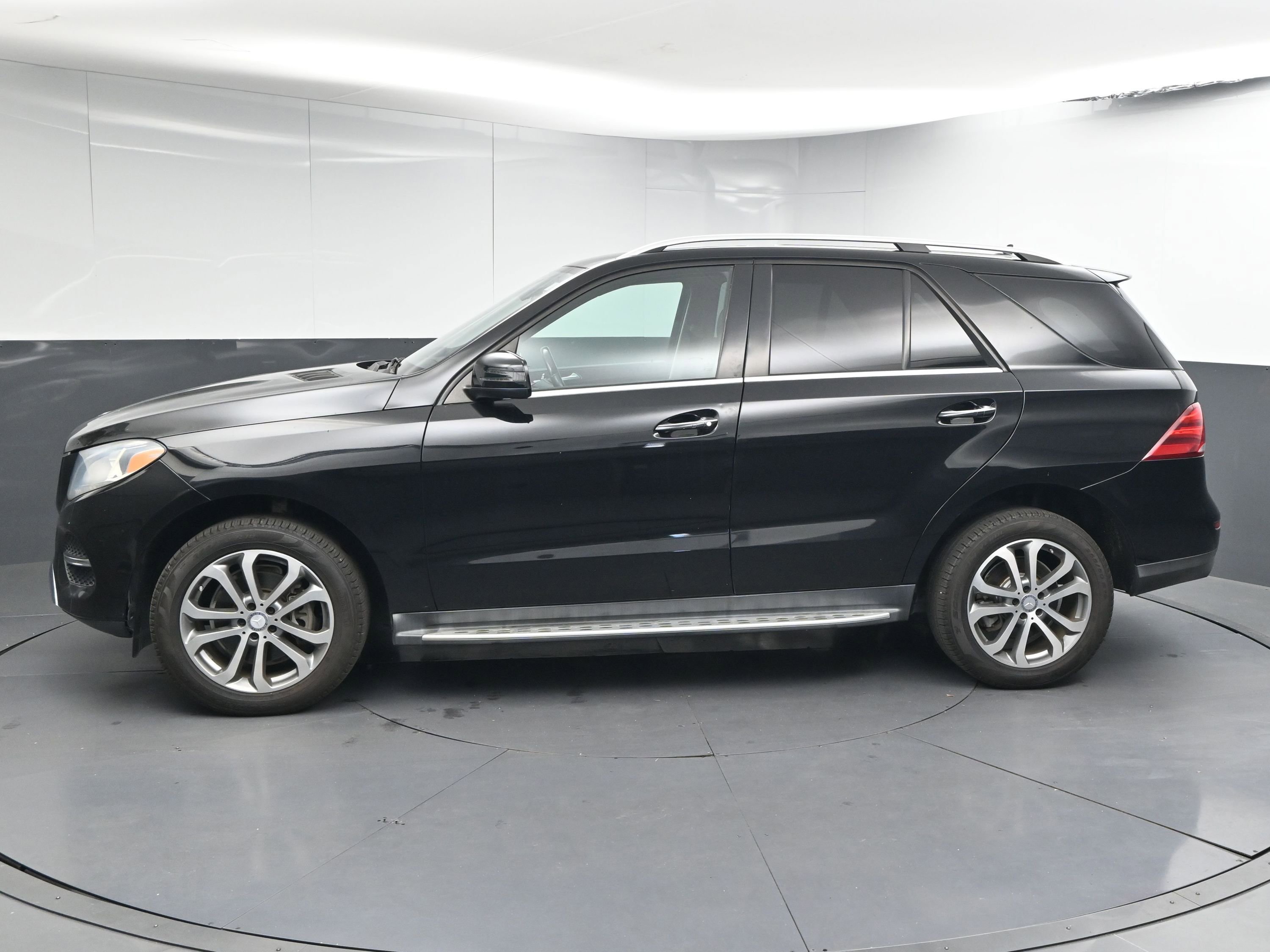 Used 2016 Mercedes-Benz GLE 350 GLE 350 w/ Premium Package image 5