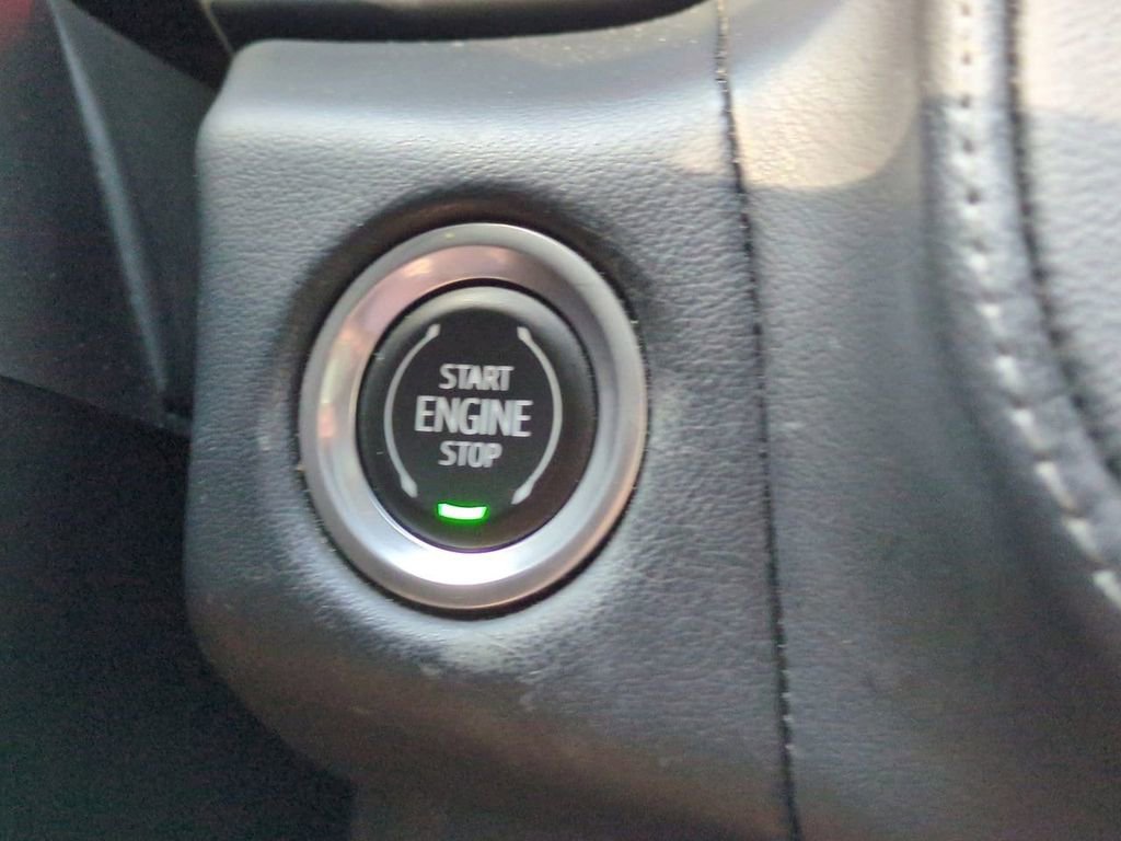 Used 2021 Chevrolet Tahoe Z71 w/ Z71 Off-Road Package image 27