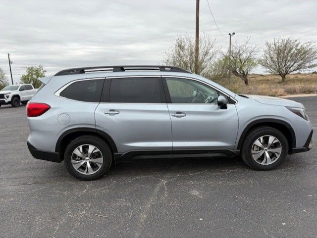 Used 2023 Subaru Ascent Premium w/ Convenience Package image 7