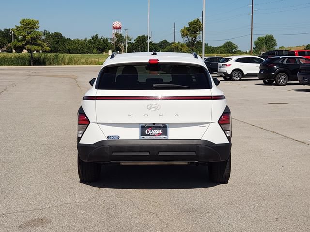 Used 2025 Hyundai Kona SEL AWD/4WD image 6