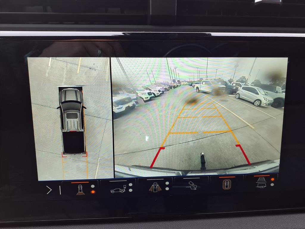 Used 2024 GMC Sierra 1500 AT4 w/ Technology Package image 11