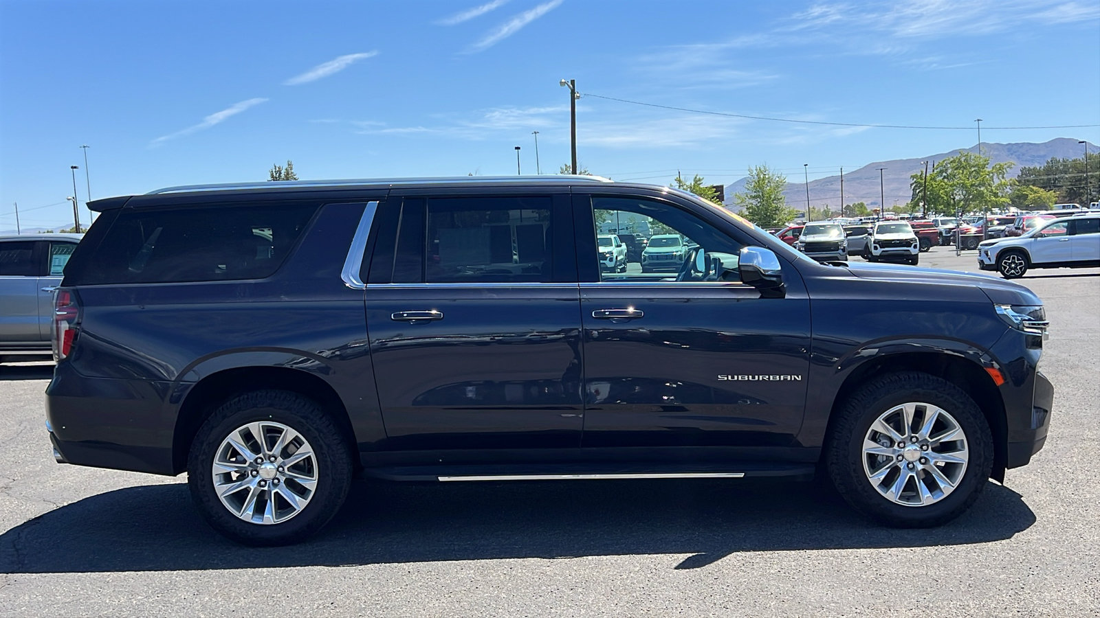 Certified 2023 Chevrolet Suburban Premier AWD/4WD image 4