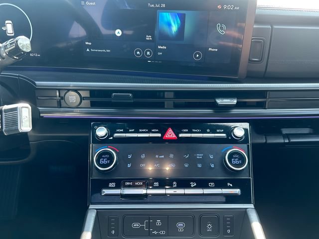 Certified 2025 Hyundai Santa Fe Calligraphy AWD/4WD image 19
