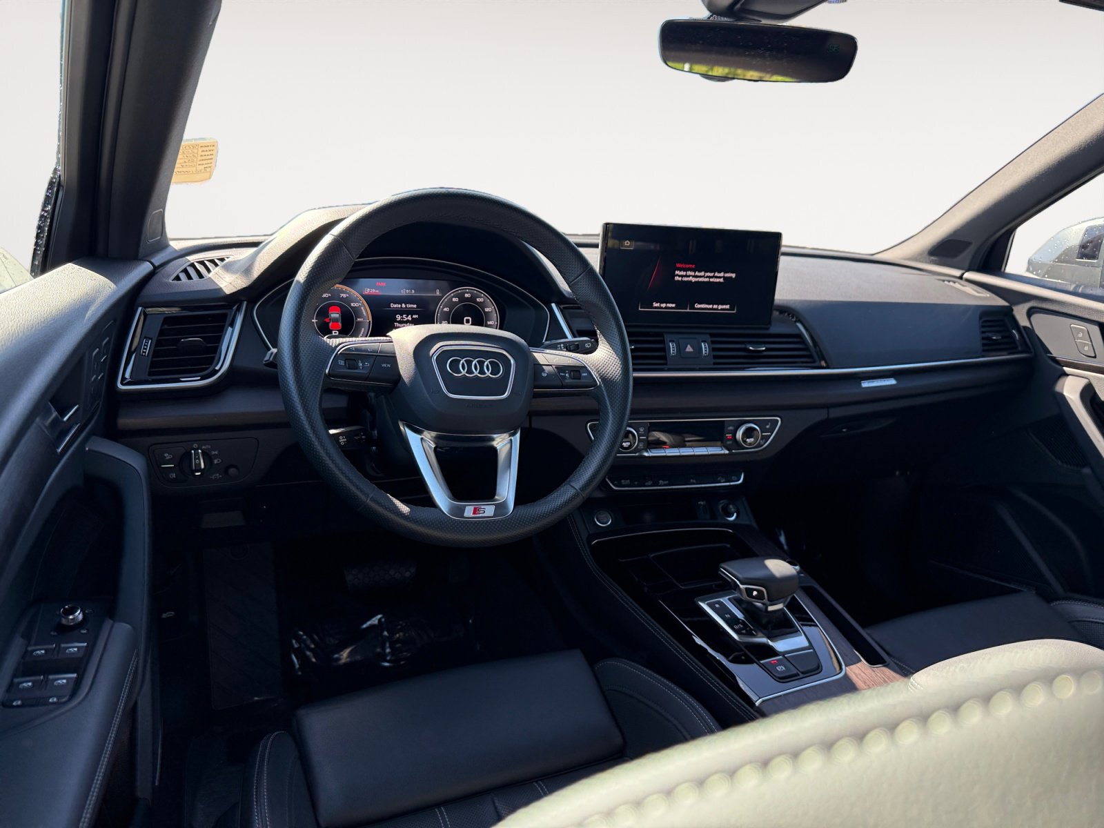 Used 2024 Audi Q5 e Premium Plus AWD/4WD image 15
