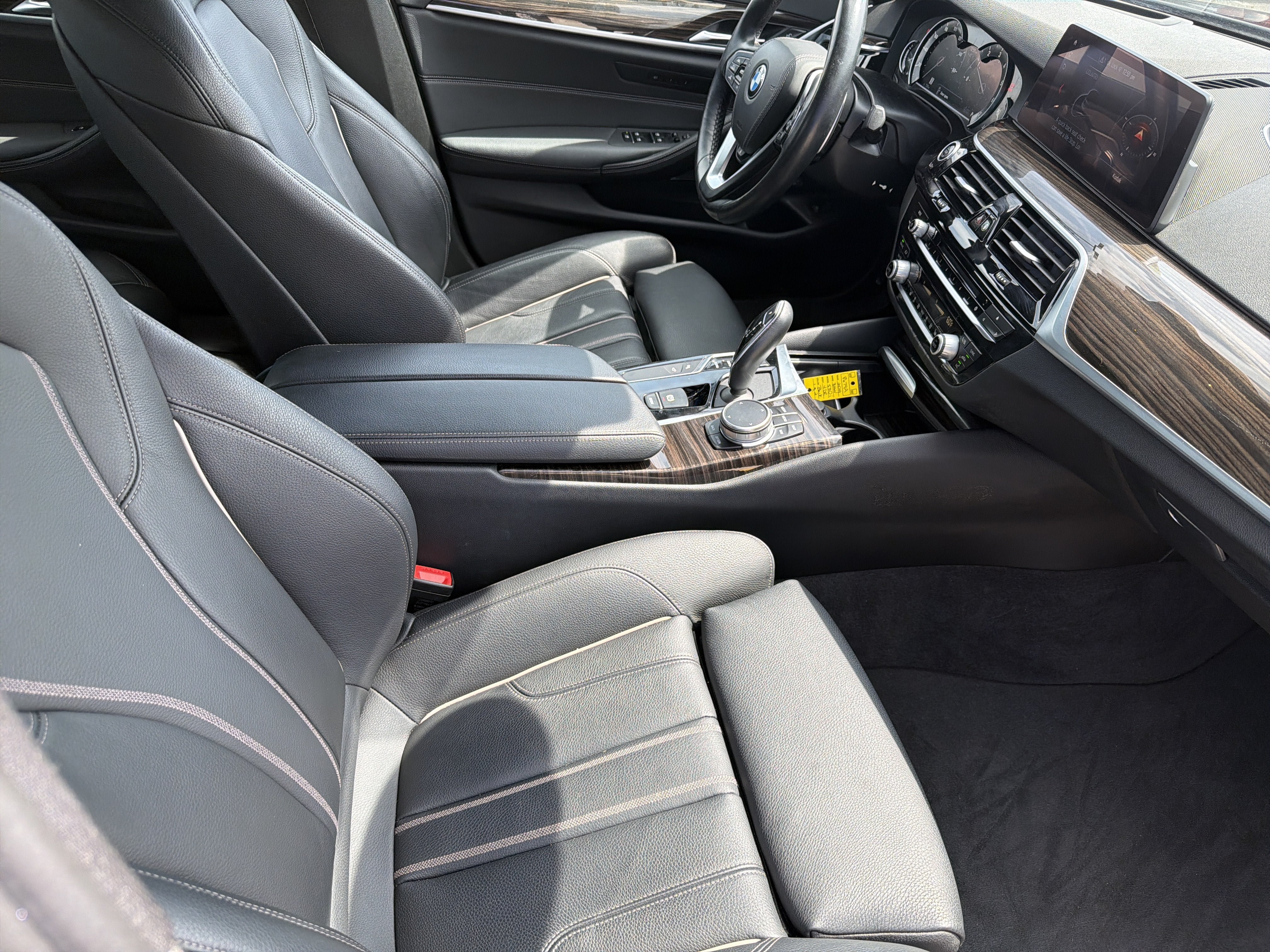 Used 2019 BMW 530i xDrive AWD/4WD image 28