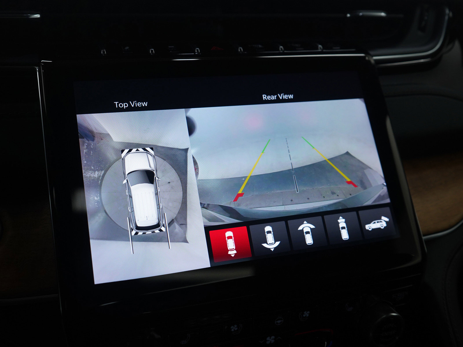 Used 2022 Jeep Grand Cherokee L Summit image 31