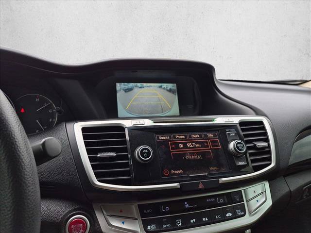 Used 2015 Honda Accord EX image 12