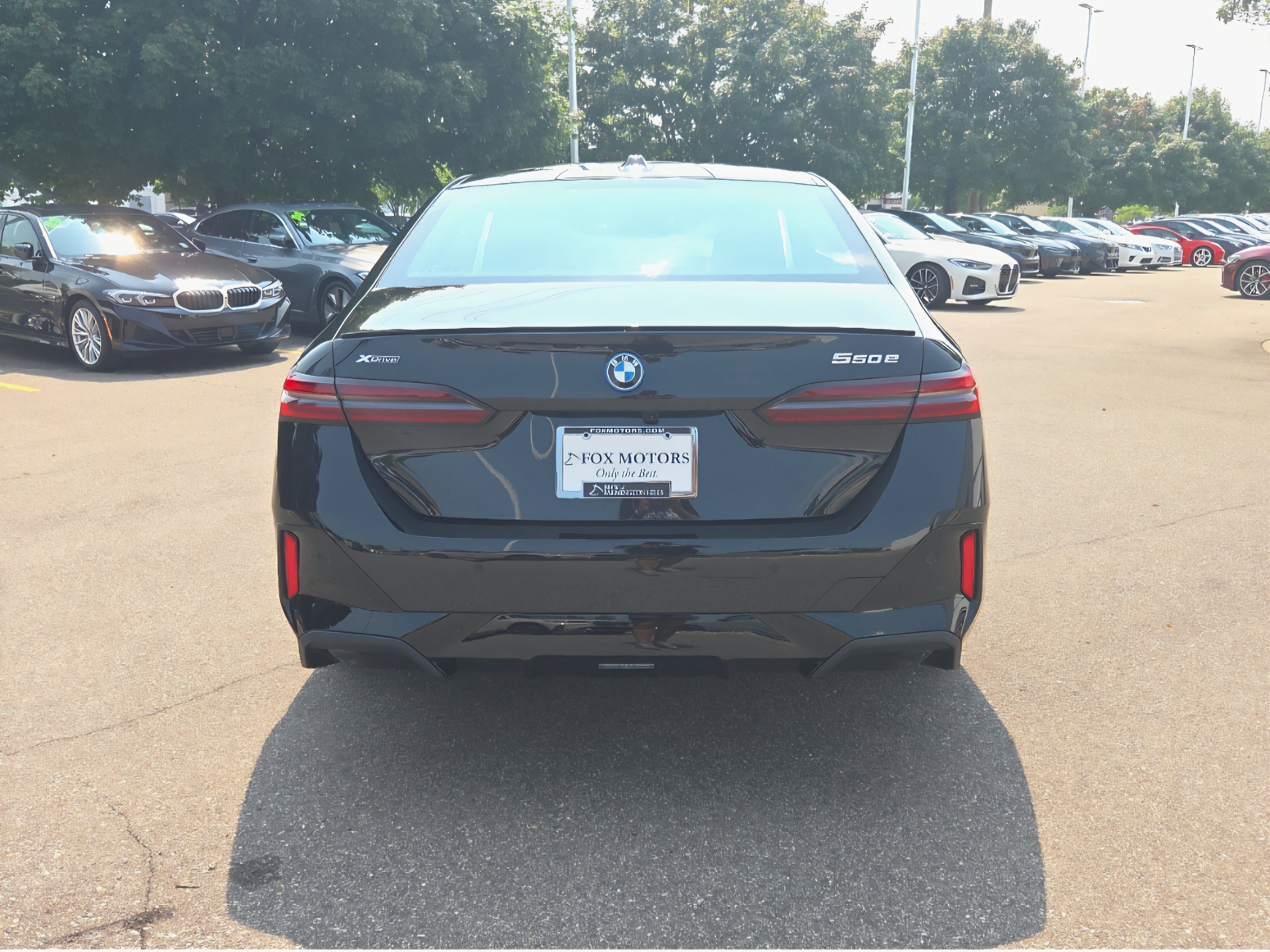New 2027 BMW 550e xDrive w/ Executive Package AWD/4WD image 4