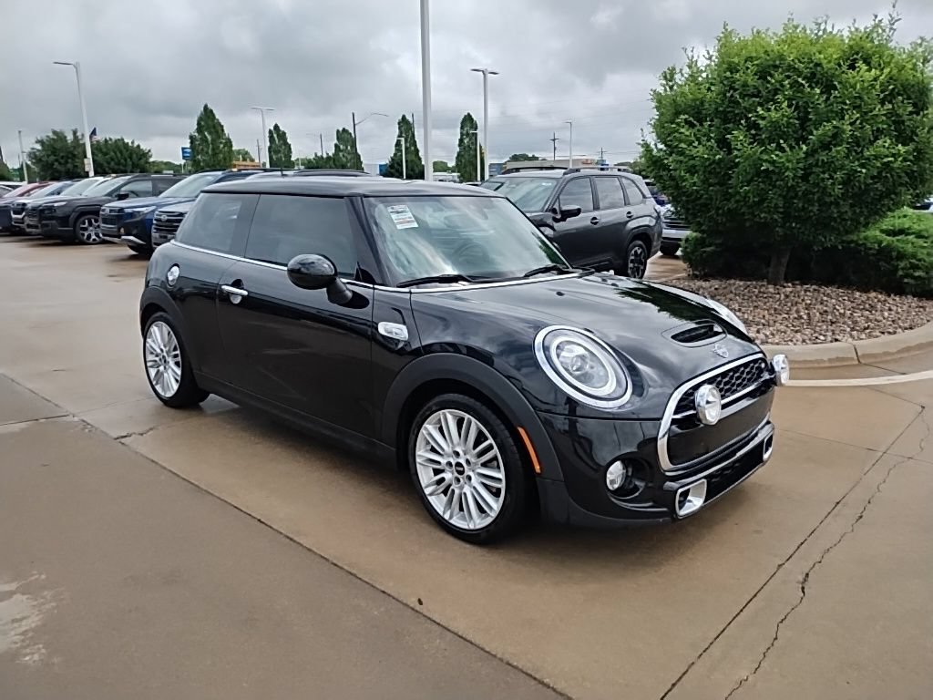 Used 2019 MINI Cooper S w/ Storage Package FWD image 3