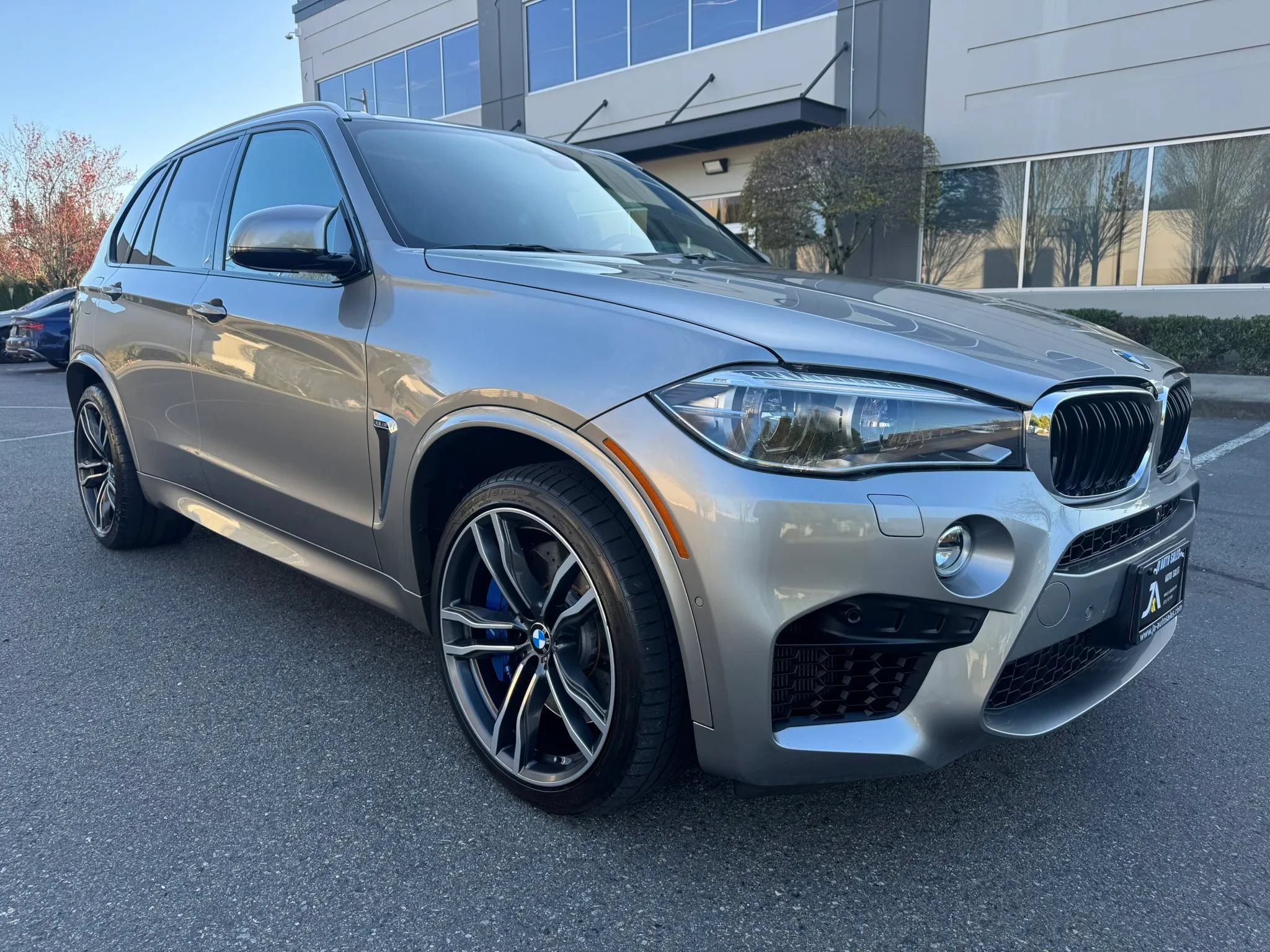 Used 2017 BMW X5 M AWD/4WD image 2