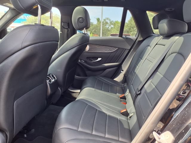 Used 2018 Mercedes-Benz GLC 300 4MATIC image 14
