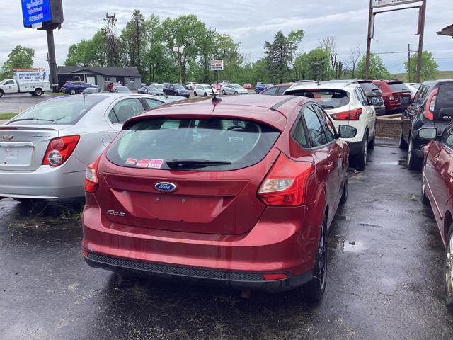 Used 2014 Ford Focus SE w/ Equipment Group 201A FWD image 4