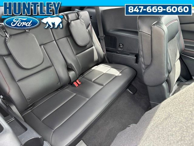 Used 2023 Ford Explorer ST-Line w/ Class IV Trailer Tow Package AWD/4WD image 10