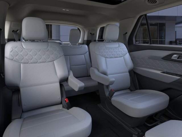 New 2026 Ford Explorer Platinum w/ LUX Leather Package AWD/4WD image 11