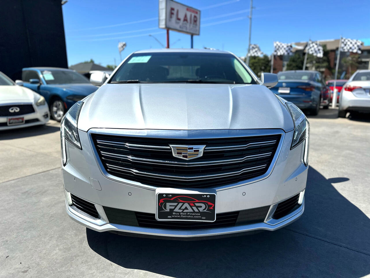 Used 2019 Cadillac XTS Luxury image 2