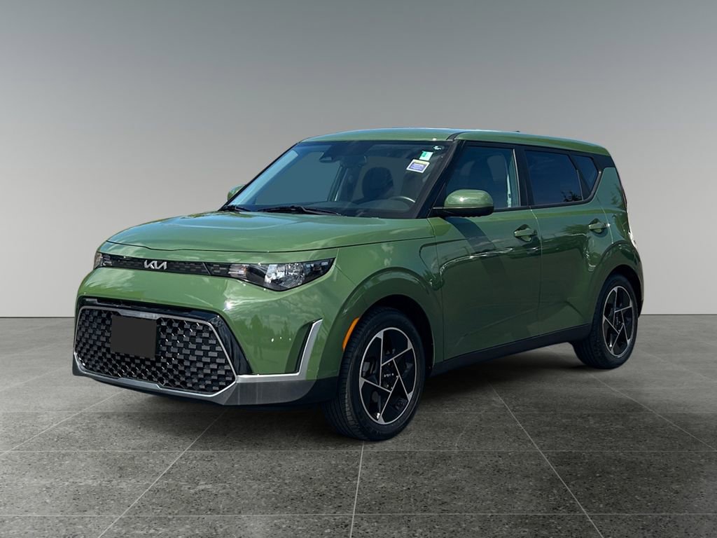Used 2023 Kia Soul EX image 4