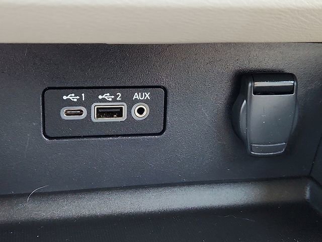 Used 2019 Nissan Altima 2.5 Platinum FWD image 17